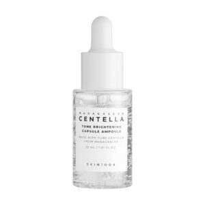 SKIN1004 Madagascar Centella Tone Brightening Capsule Ampoule - Освітлююча ампульна сироватка для обличчя, 30 мл SKIN1004 Madagascar Centella Tone Brightening Capsule Ampoule - Освітлююча ампульна сироватка для обличчя, 30 мл