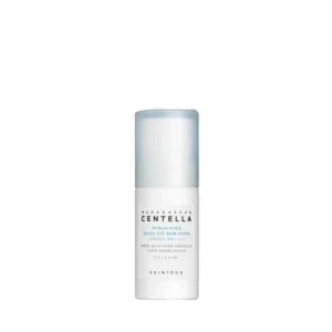 SKIN1004 Madagascar Centella Hyalu-Cica Silky-Fit Sun Stick SPF50+ PA++++ - Сонцезахисний стік, 7 гр SKIN1004 Madagascar Centella Hyalu-Cica Silky-Fit Sun Stick SPF50+ PA++++ - Сонцезахисний стік, 7 гр