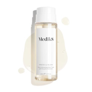 Medik8 Press & Glow – Ежедневный отшелушивающий тоник с РНА и активатором ферментов, 200 мл Medik8 Press & Glow – Ежедневный отшелушивающий тоник с РНА и активатором ферментов, 200 мл