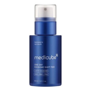 Medicube One Day Exosome Shot Pore Ampoule 7500 - Інтенсивна сироватка з екзосомами та спікулами для звуження пор, 30 мл Medicube One Day Exosome Shot Pore Ampoule 7500 - Інтенсивна сироватка з екзосомами та спікулами для звуження пор, 30 мл